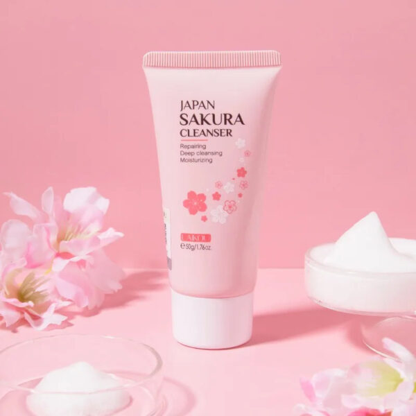 Sakura Cleanser Rich Foam Deep Clean face wash In Pakistan - Image 2